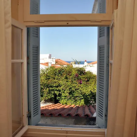 Neoclassical House * Ándros